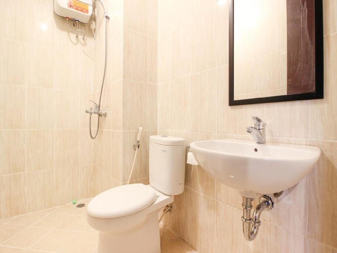 Reddoorz Apartment @ Malioboro City Adisucipto Maguwo Exterior photo
